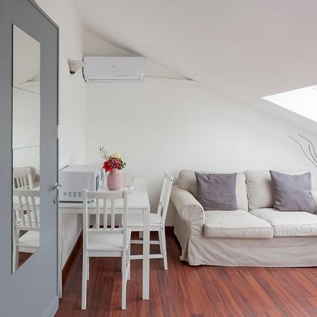 2 Bedroom 2 Bathroom Apt - Duomo 2 Milan Luaran gambar