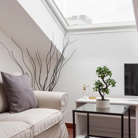 2 Bedroom 2 Bathroom Apt - Duomo 2 Milan Luaran gambar