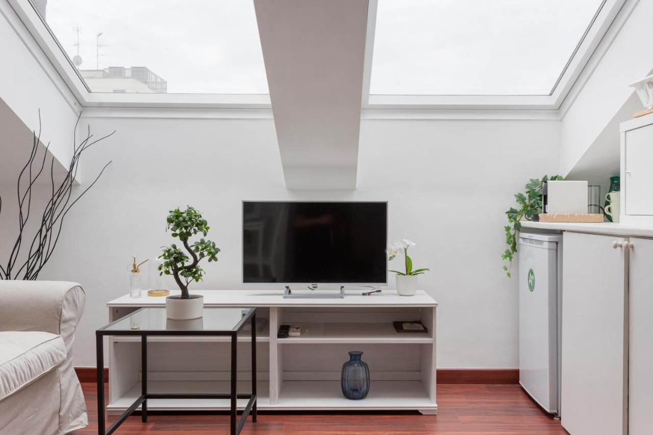 2 Bedroom 2 Bathroom Apt - Duomo 2 Milan Luaran gambar