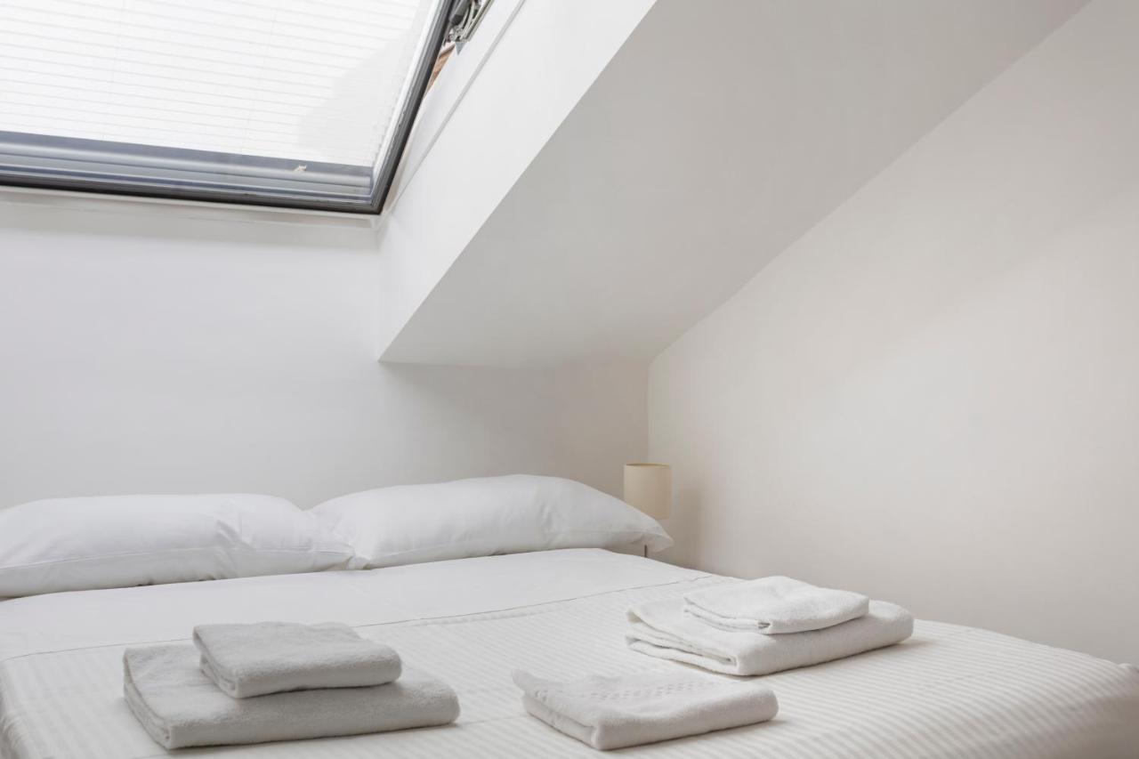 2 Bedroom 2 Bathroom Apt - Duomo 2 Milan Luaran gambar